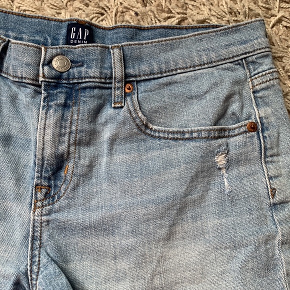 Denim shorts - Picture 3 of 9